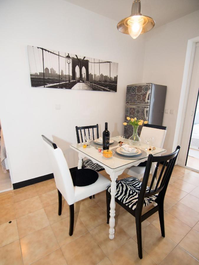 Apartment Eneja Rab Town Buitenkant foto